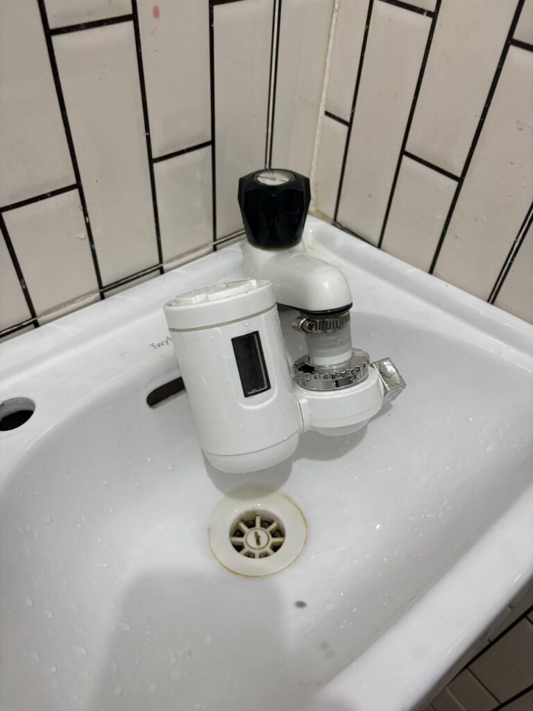 5976574574847529435_121